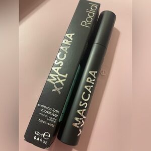 Radical Mascara XXL